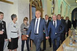 Николай Меркушкин поблагодарил представителей профсоюзов за совместную работу