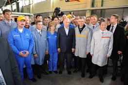 Владимир Путин дал старт серийному производству Lada Largus 