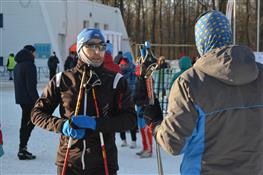 Более 600 спортсменов приняли участие в самарском открытом лыжном марафоне "Сокольи горы-2018"