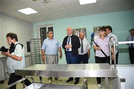 Николай Меркушкин посетил корпус пансионата для ветеранов ВОВ и инвалидов в селе Новотулка