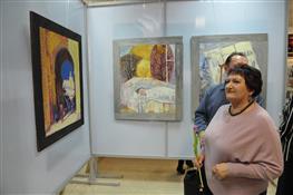 Союз художников представил выставку Натальи Шепелевой "Как я по миру катался"