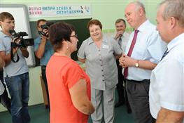 Николай Меркушкин в рамках визита в Исаклинский район посетил образовательный центр