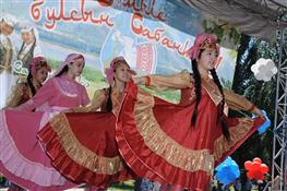 Николай Меркушкин принял участие в областном татарском национальном празднике Сабантуй