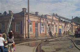 В Самаре горело торгово-офисное здание на ул. Алексея Толстого