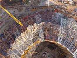 Завершен монтаж последнего блока купола на стадионе "Самара Арена"