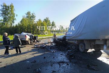 В автокатастрофе в Сергиевском районе погибли четыре человека