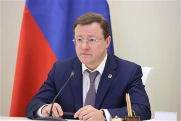 Губернатор Самарской области Дмитрий Азаров обратился к землякам