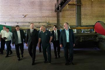 Вице-губернатор Антон Емельяненко посетил предприятия Челно-Вершинского района