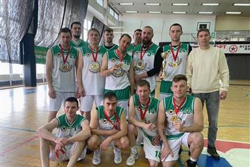 Команда "Тольяттиазота" стала чемпионом Тольятти по баскетболу