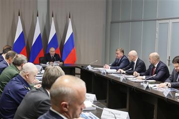 Владимир Путин обозначил приоритеты в развитии двигателестроения на совещании в Самаре