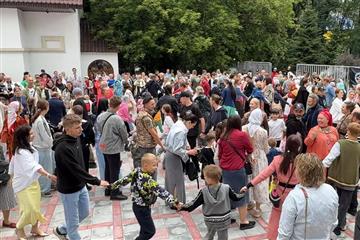 В пос. Управленческий прошел крестный ход и праздник