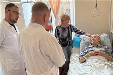 Медработники больницы им. Семашко поставили на ноги ветерана ВОВ с переломом бедра