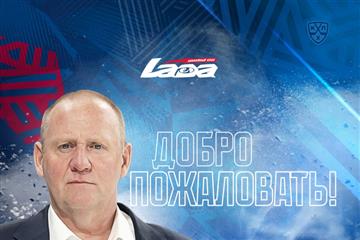 Спортивным директором ХК