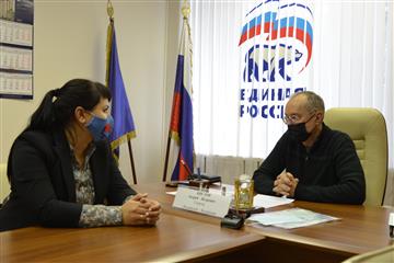 Сенатор Андрей Кислов провел прием граждан в Самаре