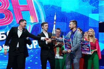 "Доктор Хауcс" и "Северяня" победили в Кубке КВН Губернатора Самарской области