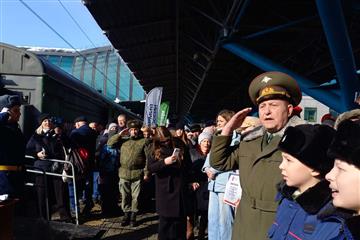 В Самаре 13 тыс. человек встретили тематический поезд "Сила в правде" 