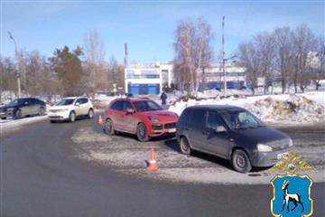Ребенок пострадал при столкновении Porsche и Lada Kalina в Тольятти