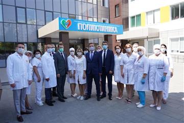 Михаил Мурашко и Дмитрий Азаров открыли в Тольятти корпус для лечения пациентов с COVID-19