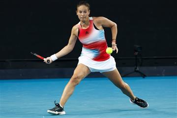 Дарья Касаткина потерпела крупное поражение от Иги Свентек в третьем круге Australian Open