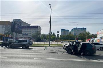 На Московском шоссе в Самаре произошло ДТП на "встречке"