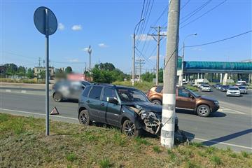 В Тольятти Chevrolet Niva врезалась в столб, пострадали четверо детей пострадали 