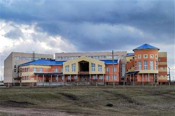 В Хворостянском районе отменили торги по продаже недостроенной школы