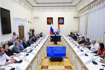Губернатор Вячеслав Федорищев провел первое заседание Градостроительного совета