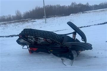 В Самарской области погиб водитель опрокинувшегося снегохода