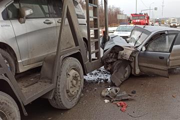 Под Тольятти погиб водитель ЗАЗа, въехавший в автовоз