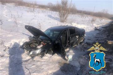 Под Сызранью в ДТП погиб водитель иномарки Saab