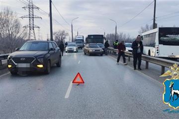 Появились подробности утреннего массового ДТП на Южном шоссе в Самаре