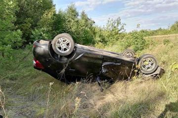Водитель Renault съехал в кювет и погиб в Самарской области