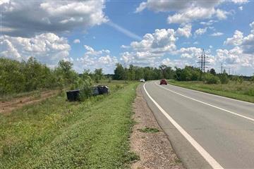 В Кинельском районе пострадал водитель перевернувшегося пикапа