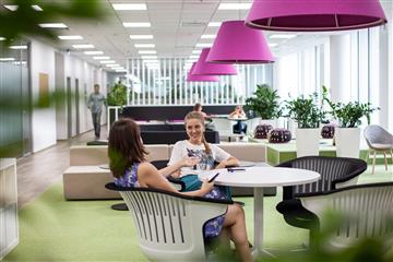 Пьем кофе, потягиваемся и ловим подарки. Секреты любви к понедельникам из разных стран