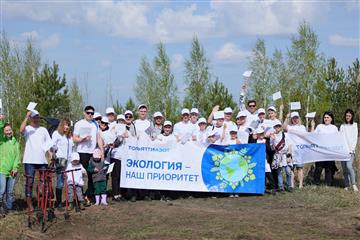 "Тольяттиазот" поддержал акцию по посадке леса в Тольятти