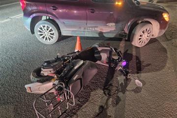 В Самаре водитель иномарки отправил в больницу скутериста