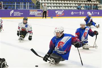 В Самаре стартовал третий круг чемпионата России по следж-хоккею в дивизионе 
