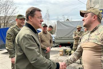 Губернатор Дмитрий Азаров встретился с самарскими бойцами СВО