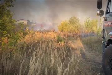 Под Кинелем бойцы ОМОН спасли от пожара два дачных поселка