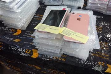 Самарские таможенники задержали партию контрафактных iPhone