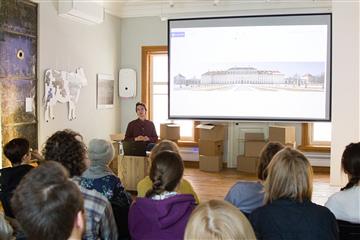 В музее-галерее 