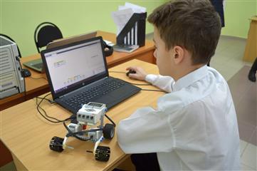 В Жигулевске на "Станции юных техников" открылся мини-технопарк
