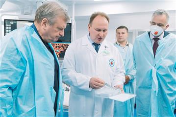 Игорь Васильев ознакомился с возможностями Кировской областной больницы в лечении пациентов с сердечно-сосудистыми заболеваниями