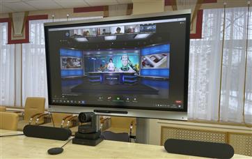 В Оренбурге педагоги обсудили организацию внеурочной деятельности школьников в центрах "Точка роста"