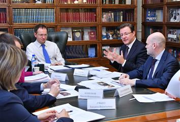 Губернатор Дмитрий Азаров встретился с министром культуры РФ Владимиром Мединским