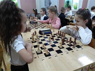 В шахматной школе города Октябрьского состоялся турнир среди школьников