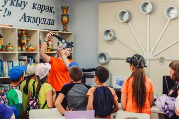 В МР Караидельский район РБ 16 августа 2021 года воспитанники пришкольного лагеря Караидельской СОШ №1 посетили Библиотеку нового поколения