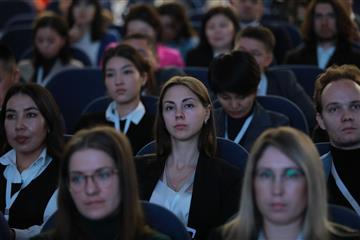 Почти 400 молодых ученых из разных стран приняли участие в форуме "Наука без границ" в Нижнем Новгороде