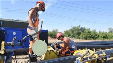 В оренбургском поселке Каргала идет строительство водовода в рамках национального проекта "Жилье и городская среда"