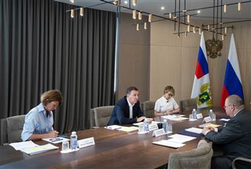 Дмитрий Патрушев на рабочей встрече с Олегом Мельниченко отметил хорошую динамику индекса сельхозпроизводства в Пензенской области 